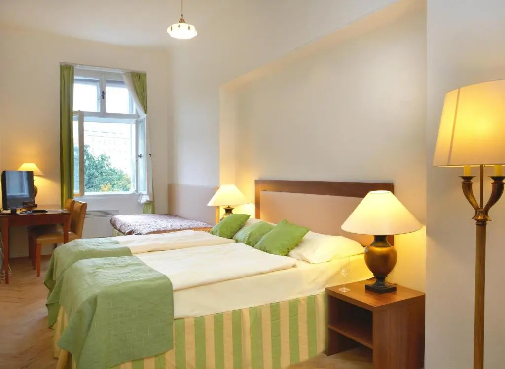 Standard Single room
