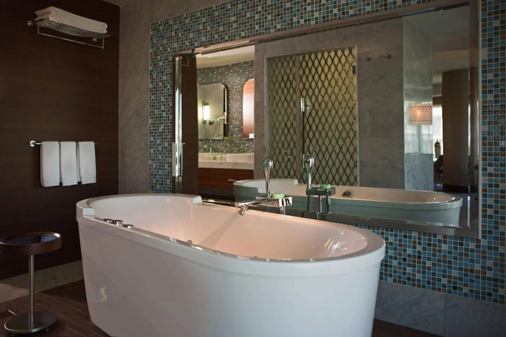 Renaissance Izmir Hotel - фото 33