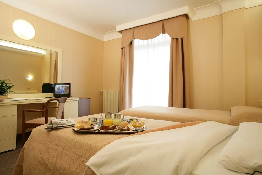 Standard Double room with balcony (twin beds)