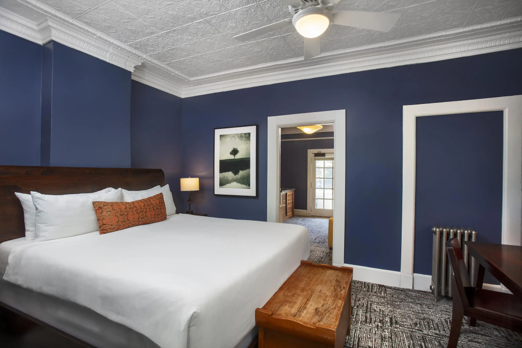 Historic Deluxe Double room (full double bed)