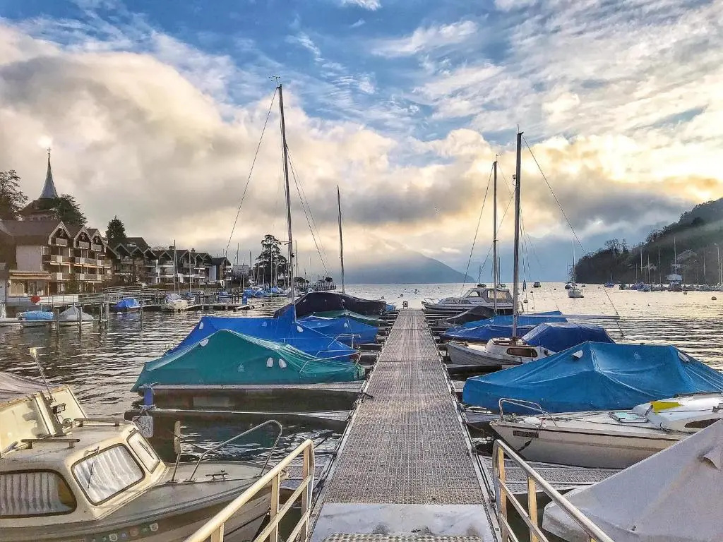 Beach & Waterfront