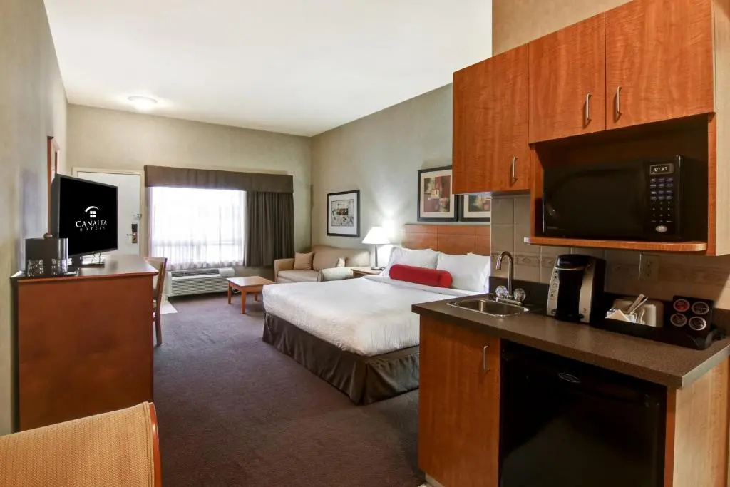 Double room (full double bed)