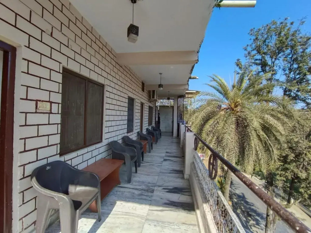 Hotel Golden Veena