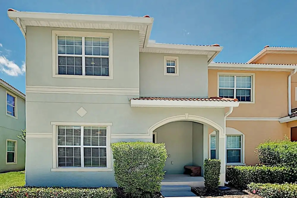 Paradise Palms Oasis w/ Splash Pool - Near Disney home