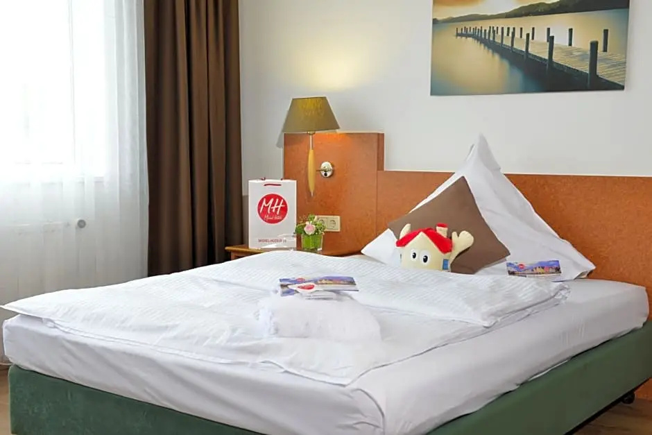 Michel Hotel Frankfurt-Airport Ruesselsheim - Chambres