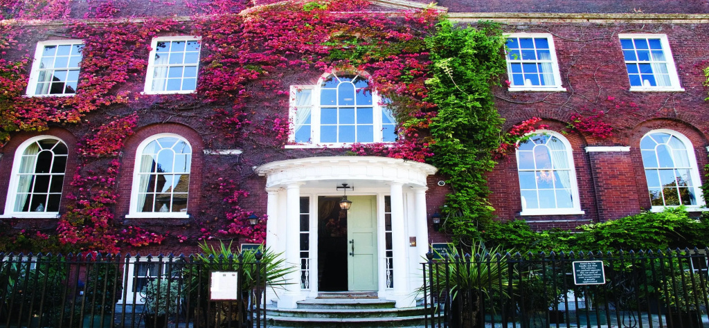 Hotel du Van in Poole