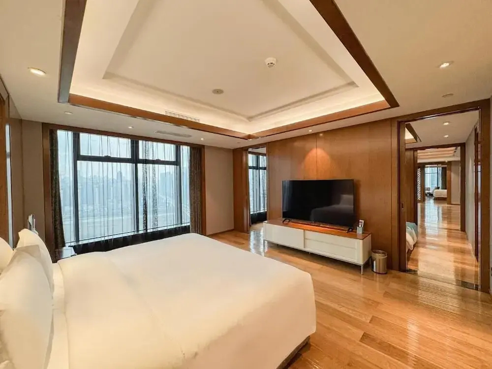 Premier Suite