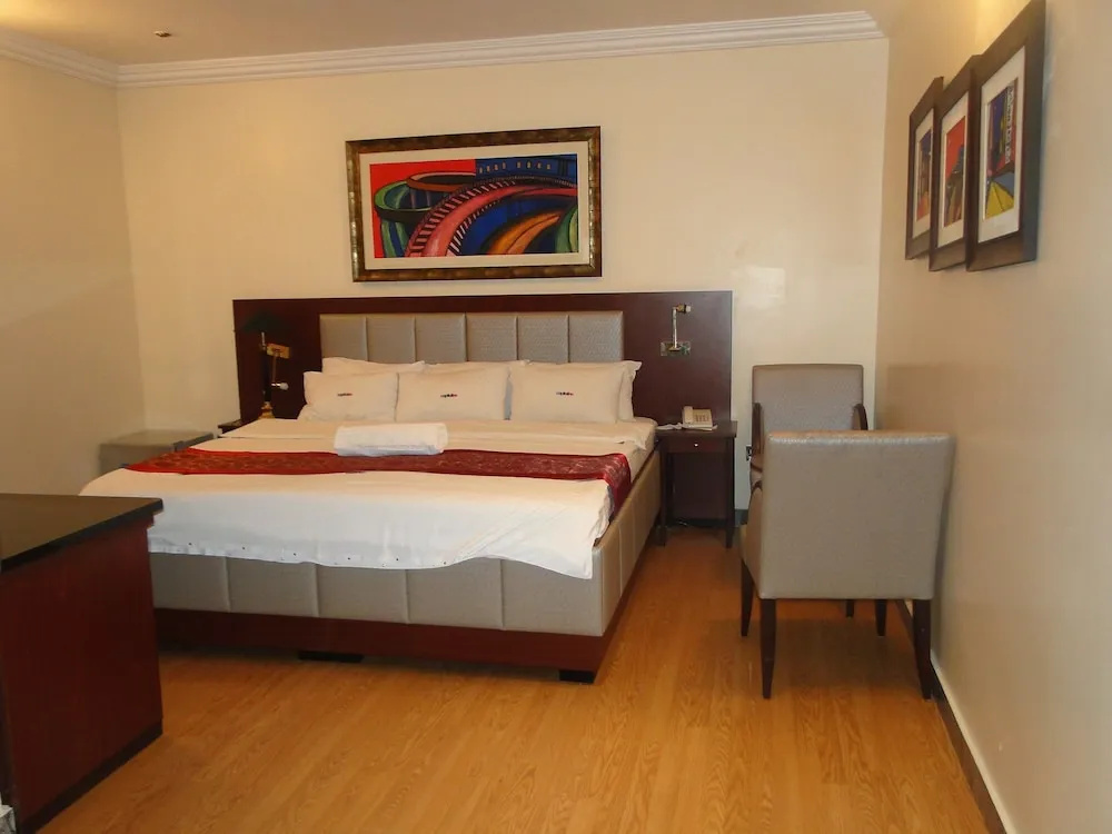 Ambassador Suite