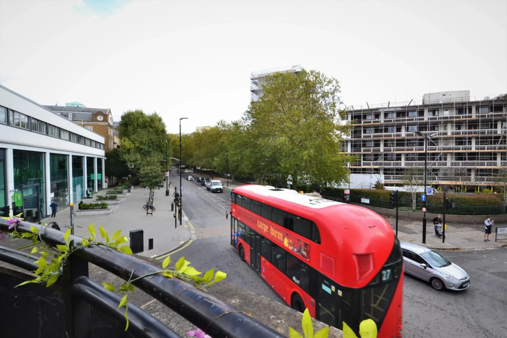 One Bedroom Apartment in Bayswater