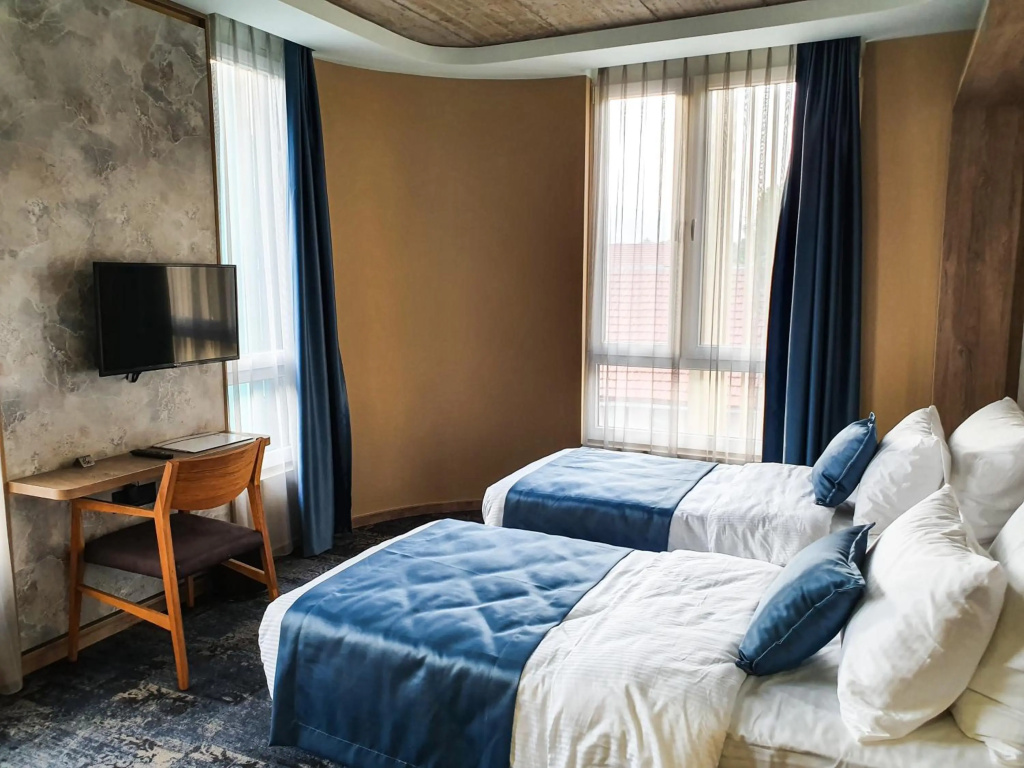Hotel City Code — 4