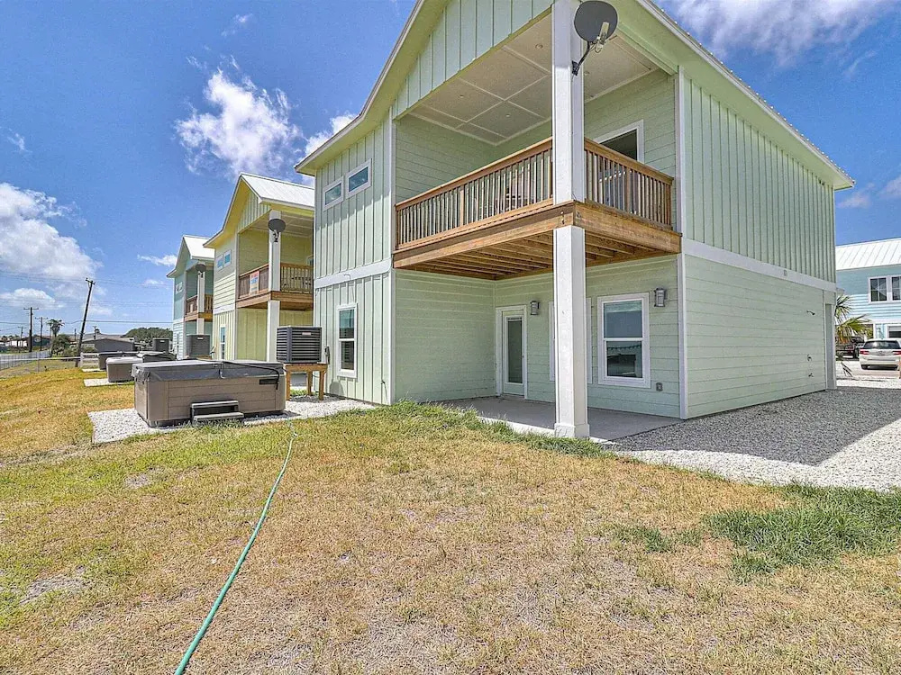Bliss On The Bay Sp163167 6 Bedroom Home