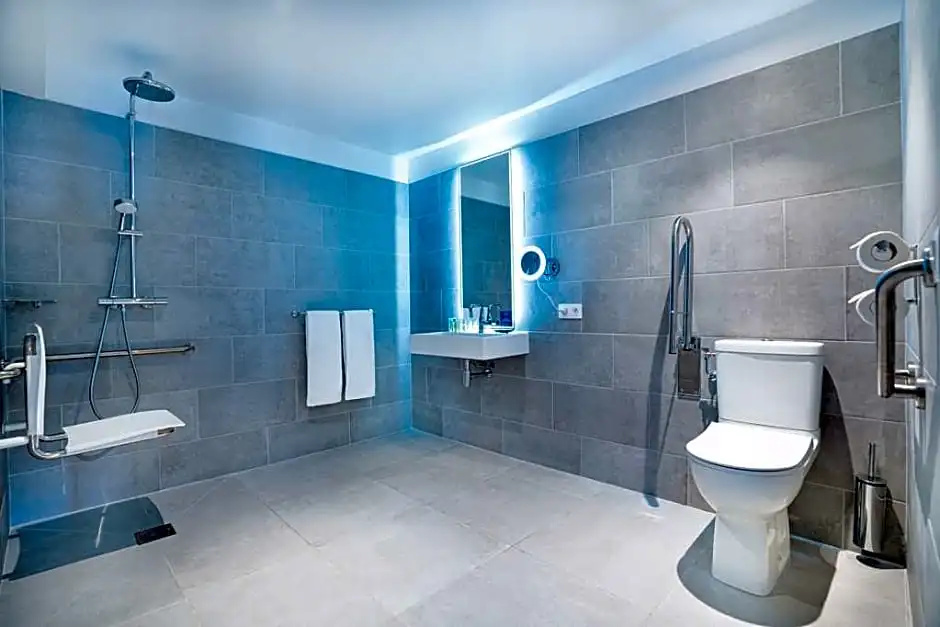 1 Bedroom Beach Double Villa (full double bed)