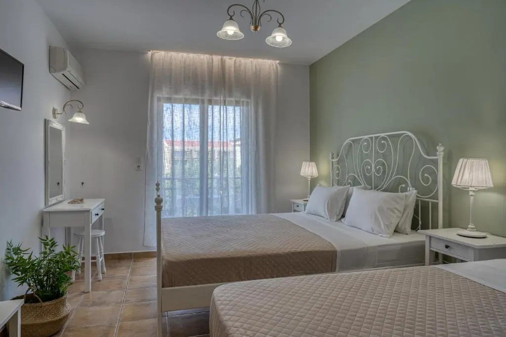 Patrinos Studios - Chambres