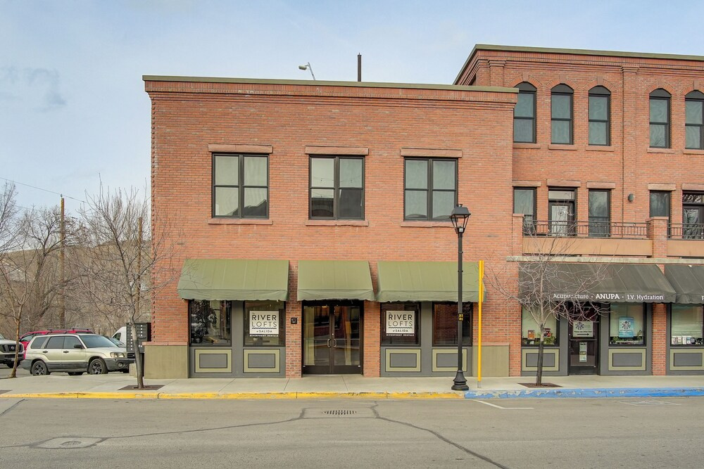 One-of-a-kind Riverside Condo in Downtown Salida