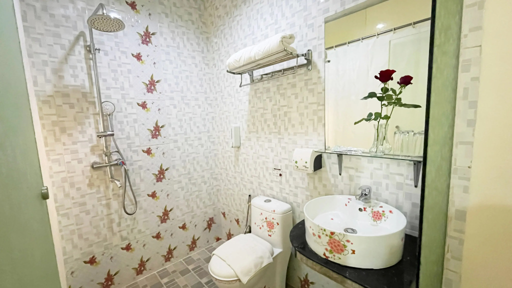 Superior Double room (full double bed)