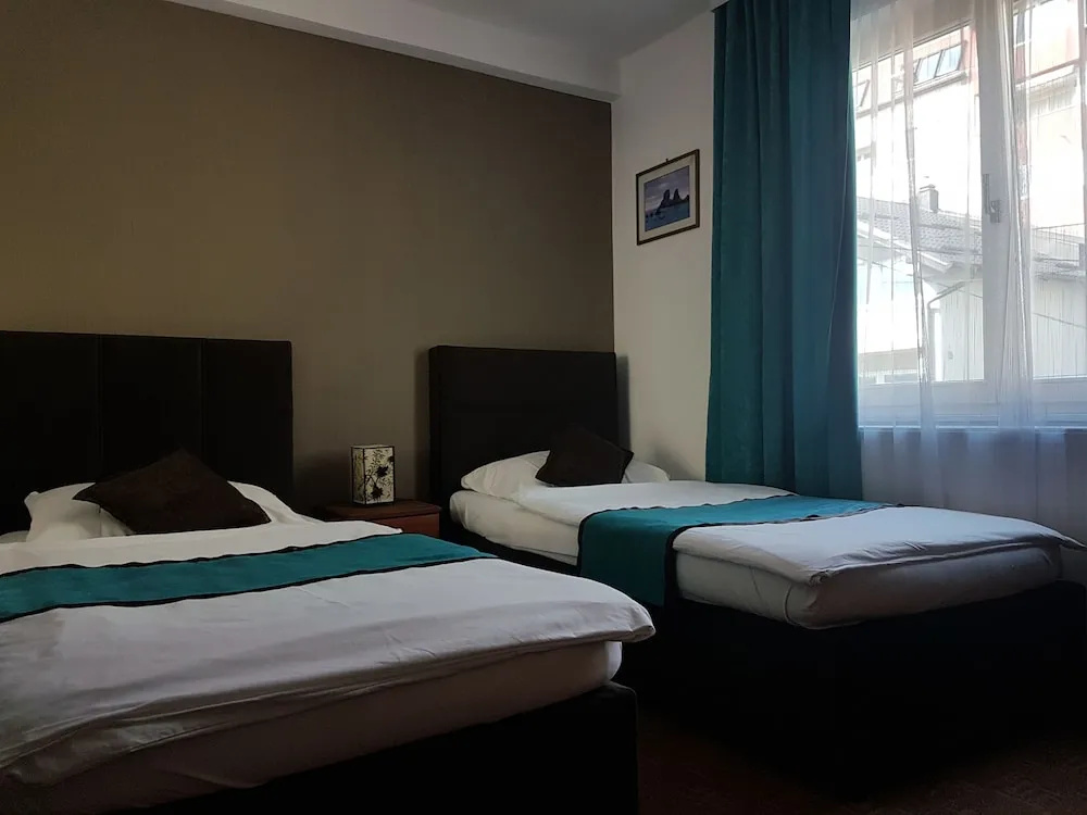 Ahar Hotel - Chambres