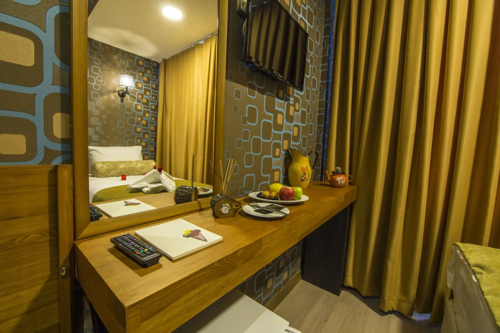 Отель Kuzen Otel - Adults Only в Стамбуле