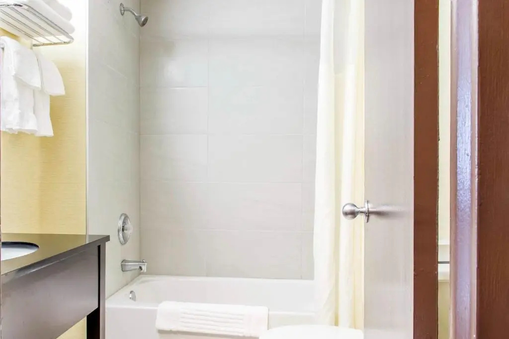 Quality Hotel Dorval - Chambres