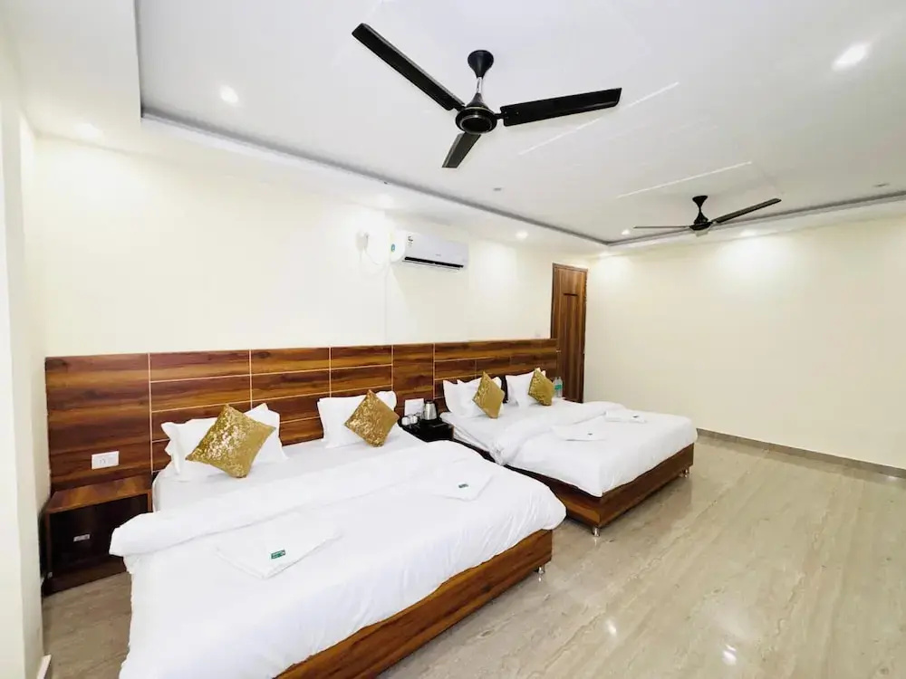 Standard Double Family room (full double bed)