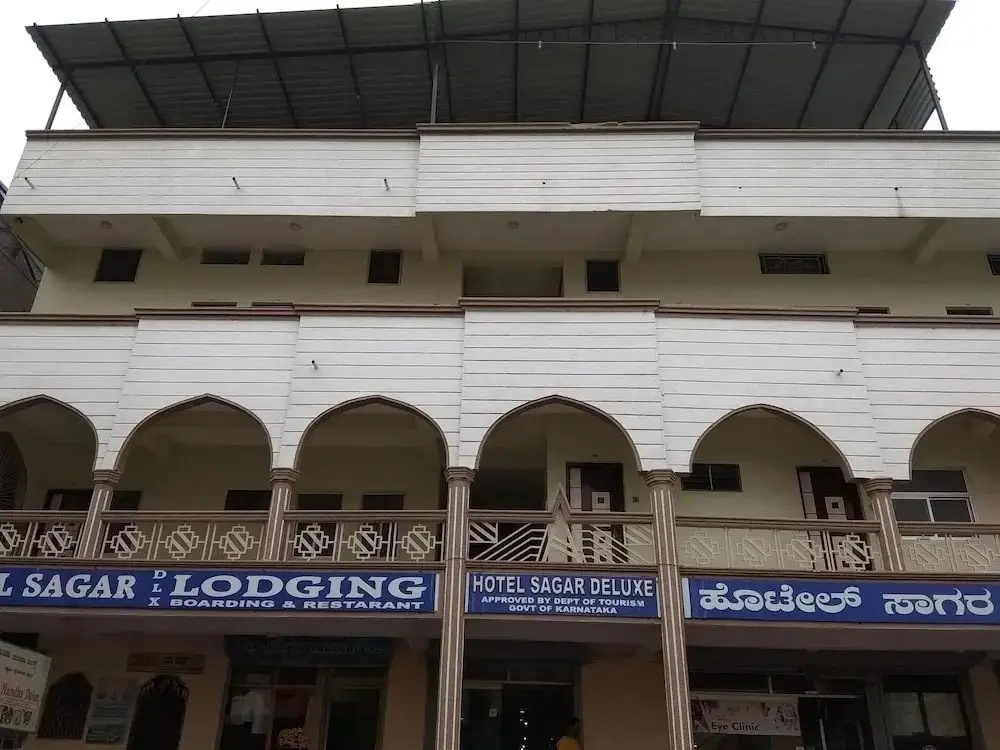 Hotel Sagar Deluxe by Iroomz