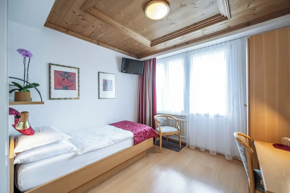 Classic Single room (single bed)