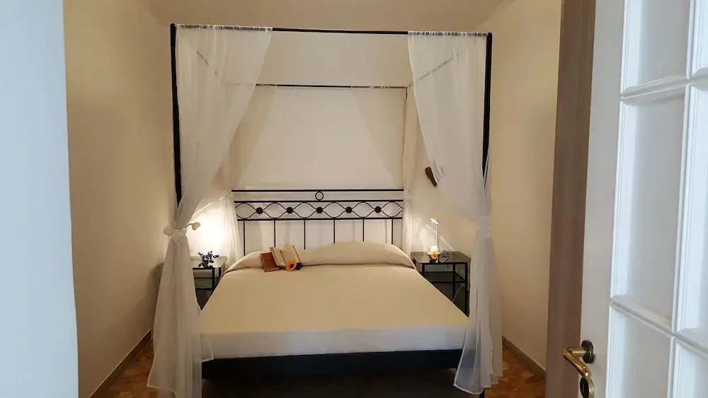 2 Bedrooms Apartment with balcony