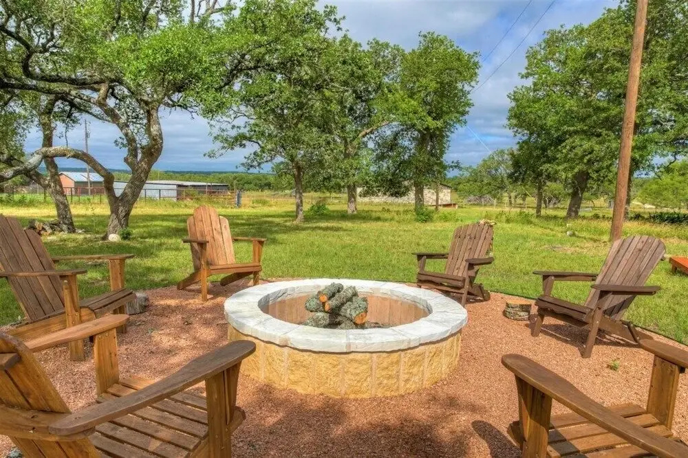 3 Acre's of Luxury and Views in Fred Wine Country!