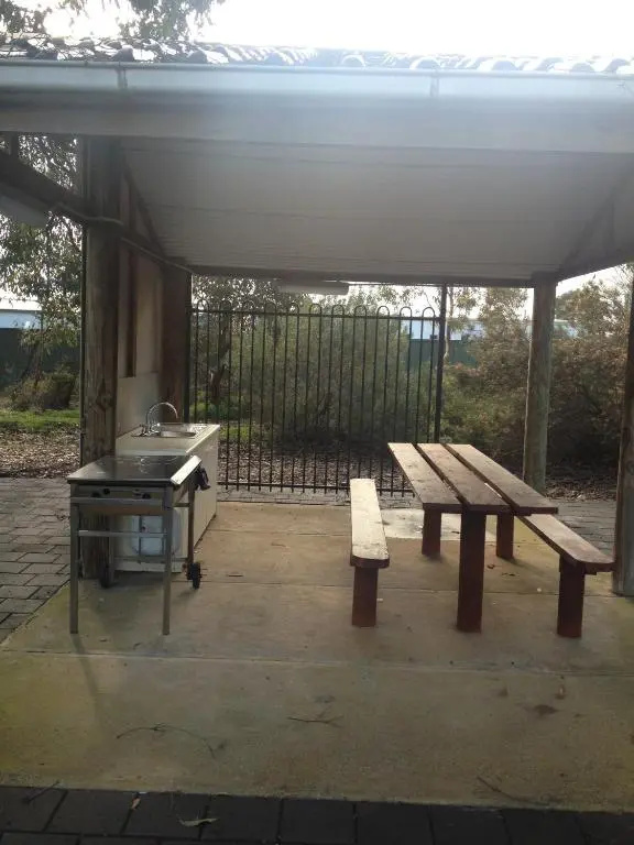 Parndana Hotel Cabins - Chambres