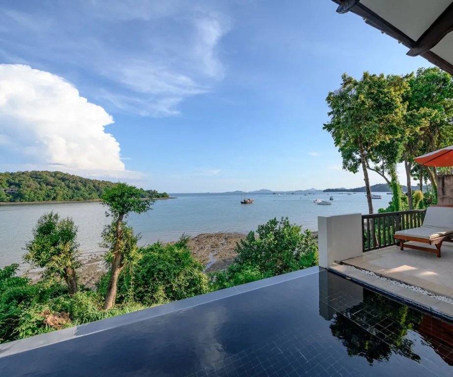 1 Bedroom Villa with balcony and with sea view