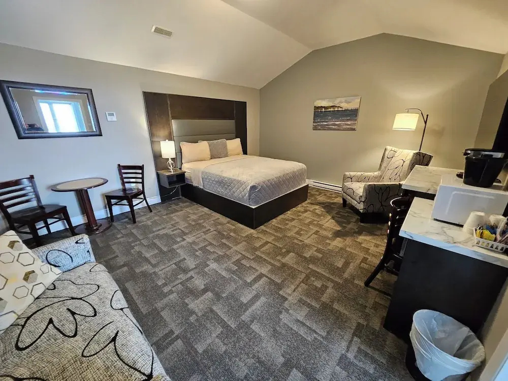 Luxury Suite