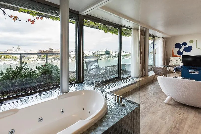 Leon Hotel & Lounge - Chambres