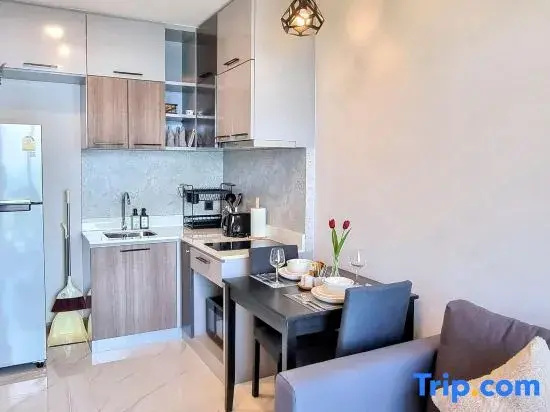 B402- 1 Bedroom Serviced Apartment with Sea View at Ao Nang Beach
