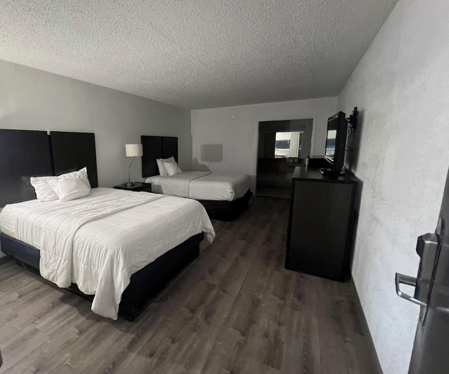Economy Double room (full double bed)