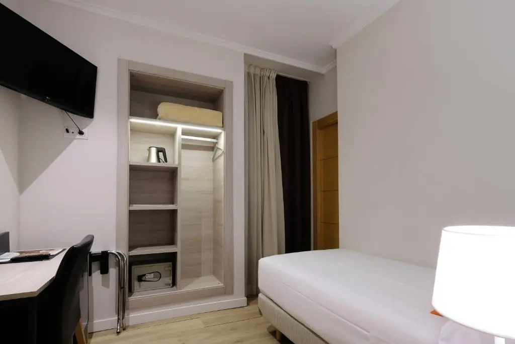 Hotel Mediterraneo - Chambres