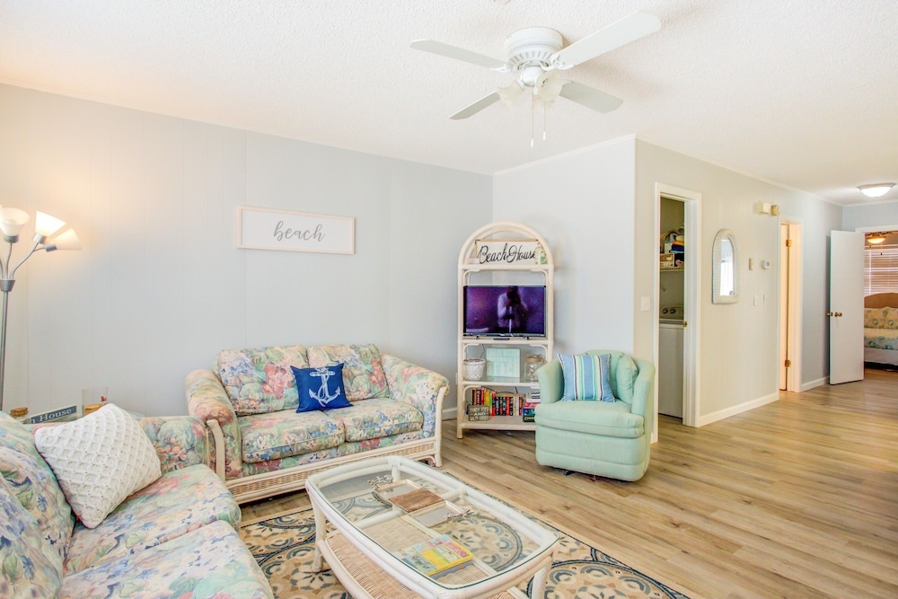 5508 Beach Drive by Forehand Rentals