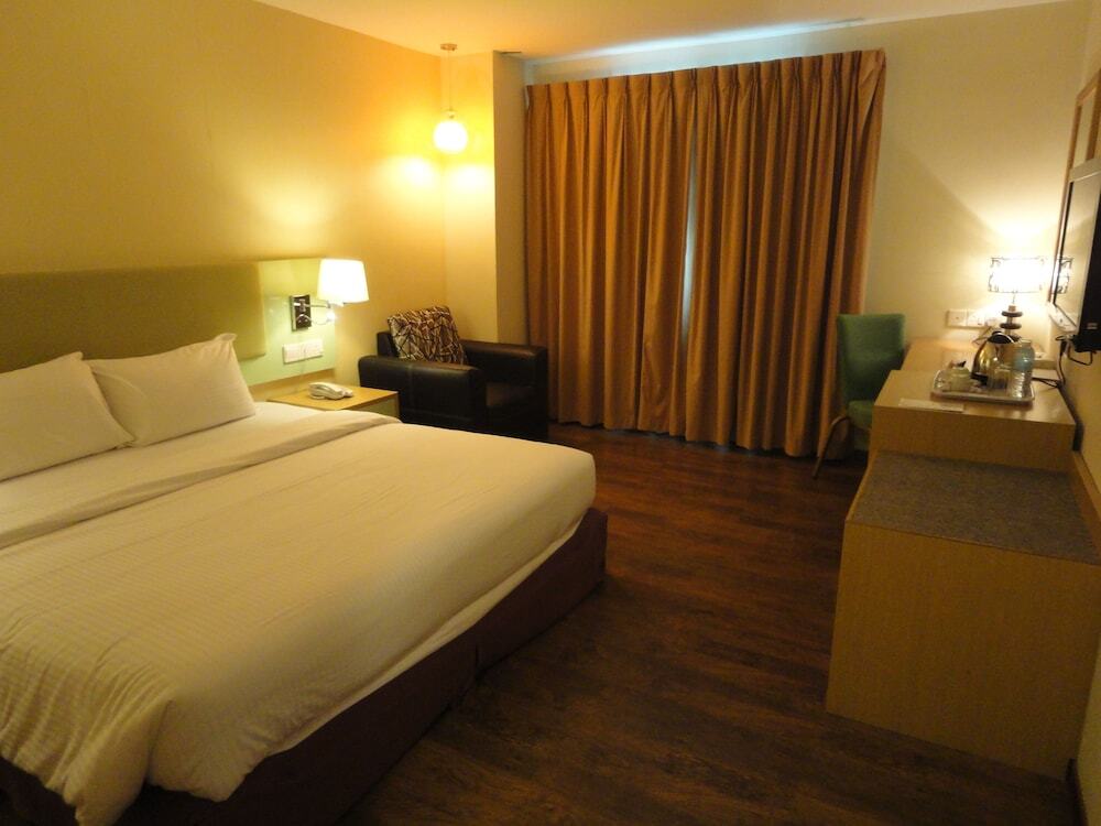 The Pavilion Hotel