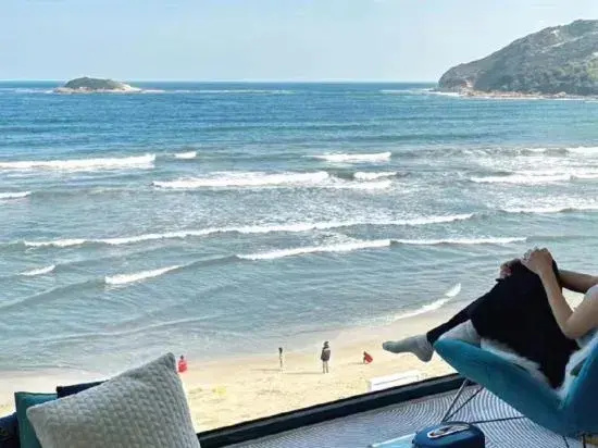 Beach & Waterfront