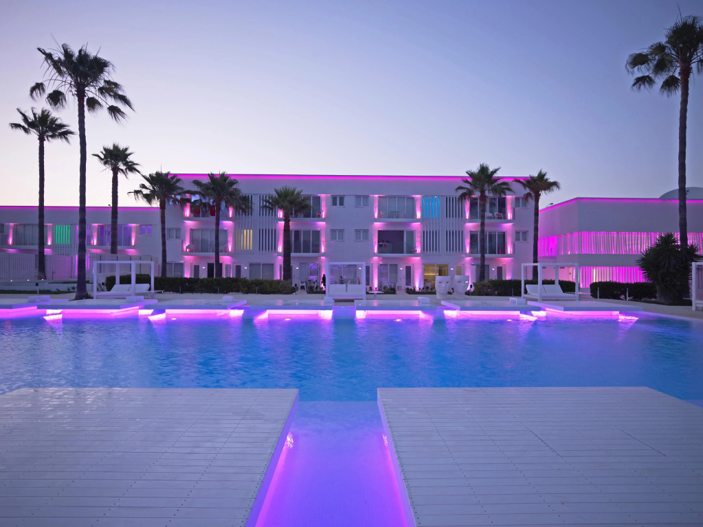 So White Beach Resort - Général