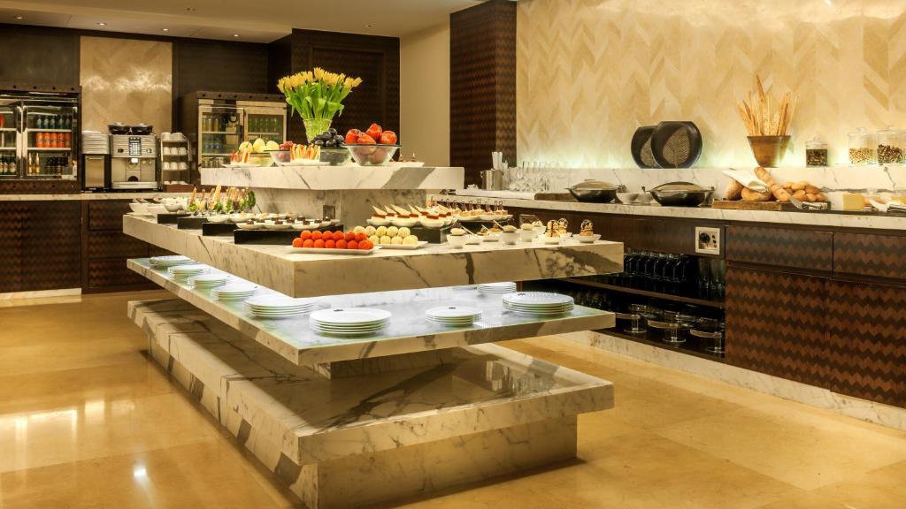 Grand Hyatt