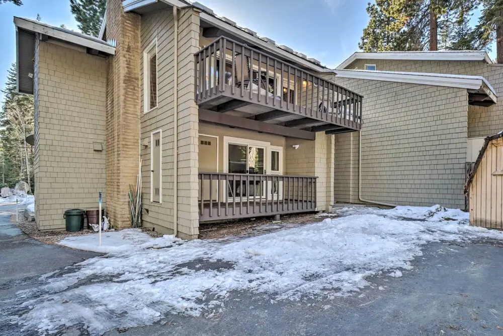 Ski & Soak: Hot Tub Haven in Tahoe City!