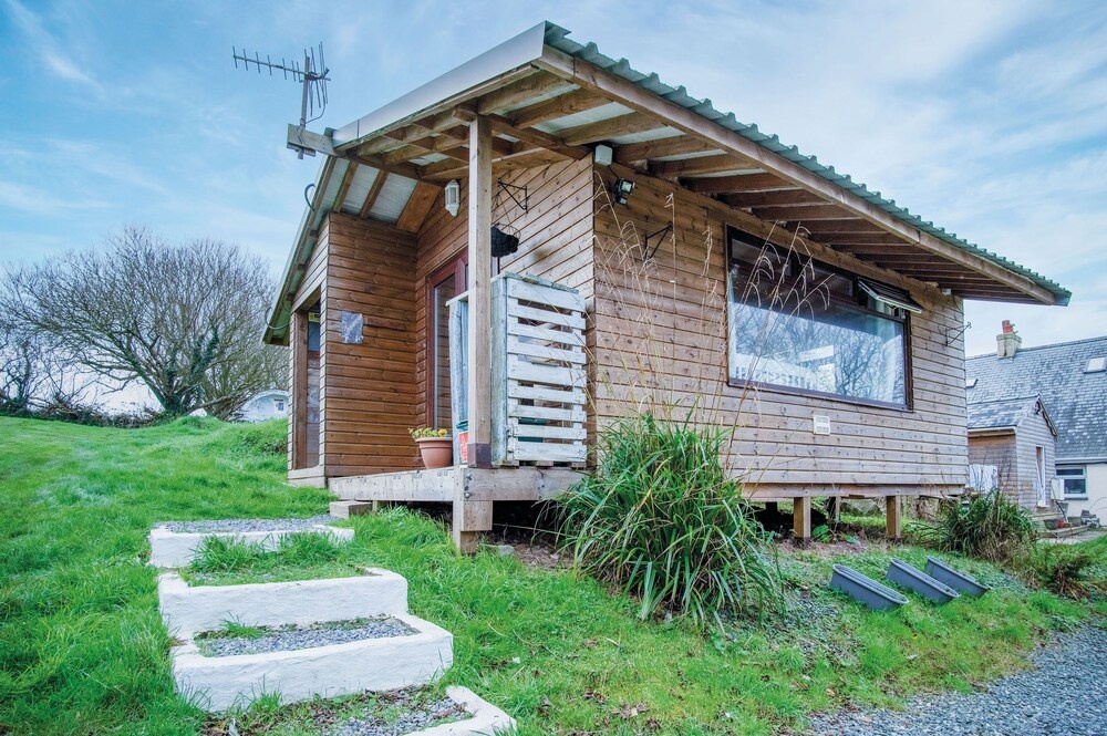 The Hygge Hut - 1 Bed - Freshwest Beach Retreat — фото 1