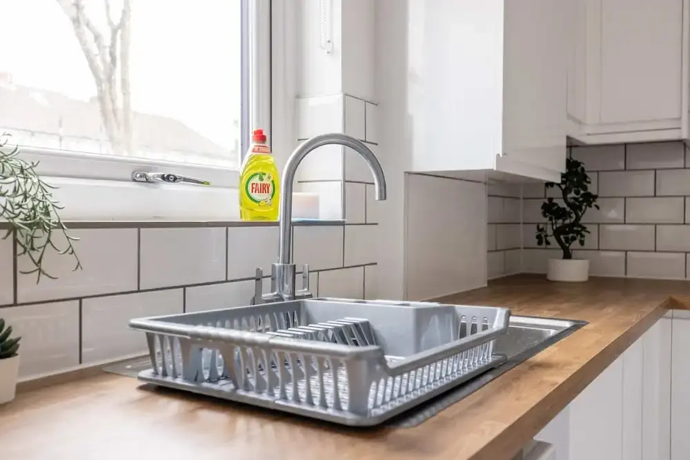 Free Parking - 4 Bedroom House
