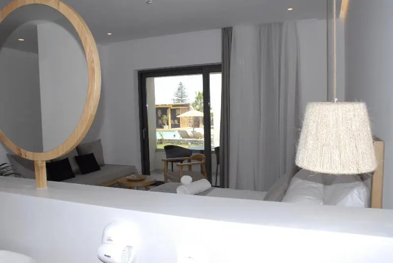 Deluxe Triple room with sea view
