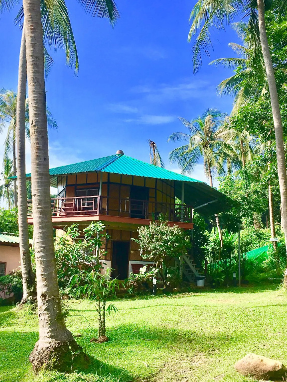 Family Bungalow with garden view