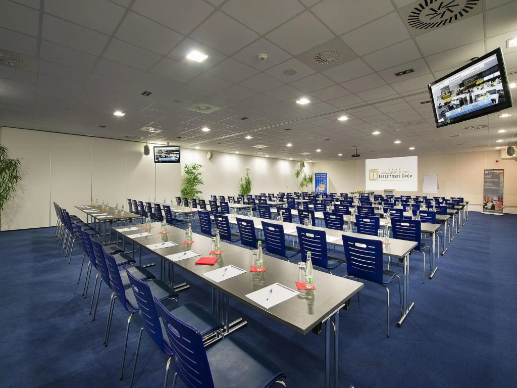 EA Hotel Jeleni dvur, Прага, Чехія мініатюра 22