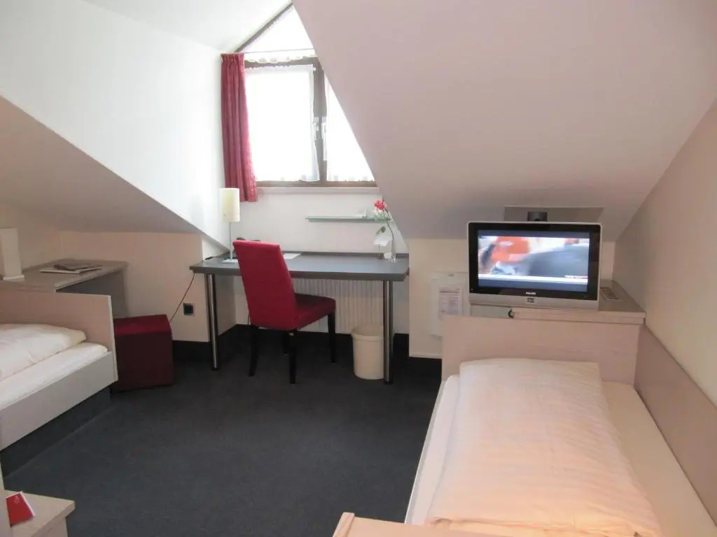 Standard Double room (twin beds)