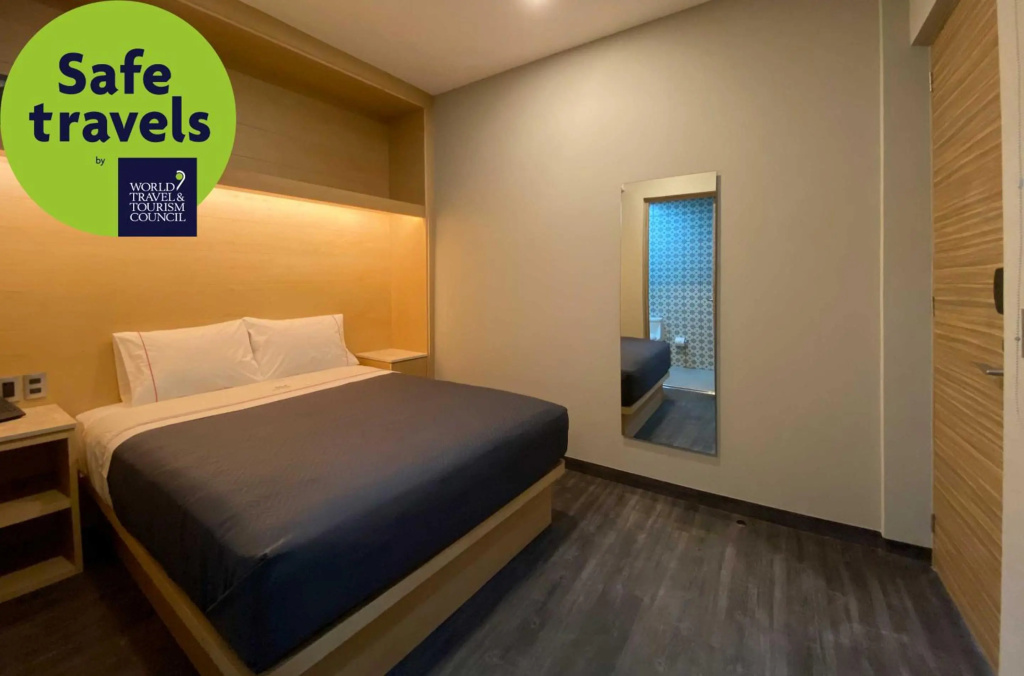 Hotel MX zocalo CDMX, Trademark Collection by Wyndham — 3