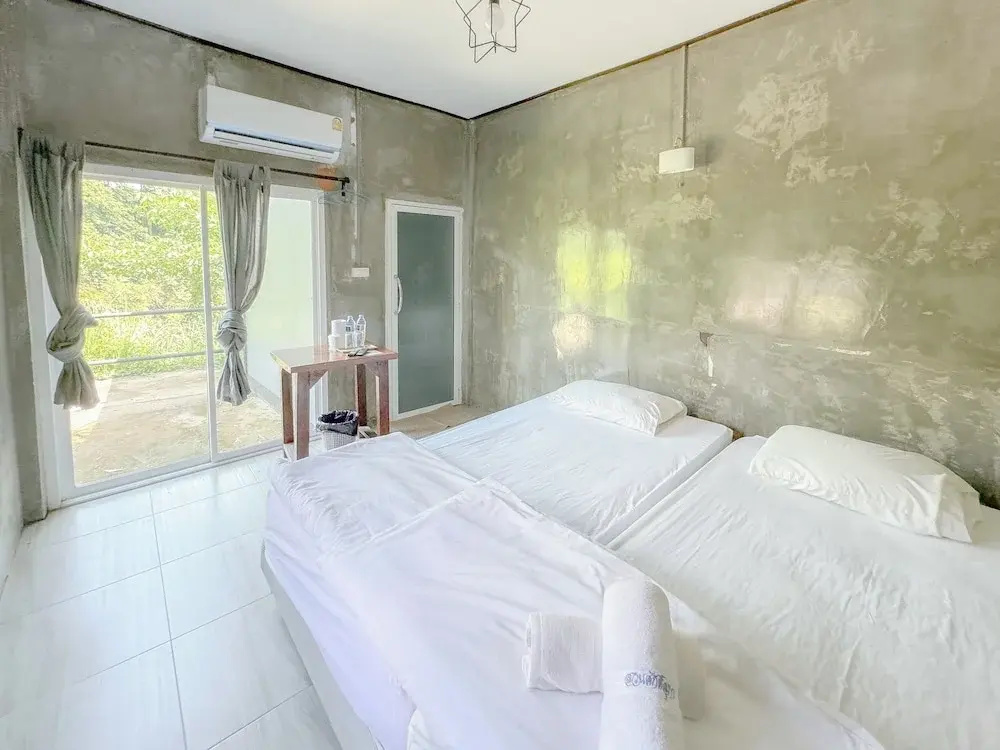 Standard Double room (twin beds)