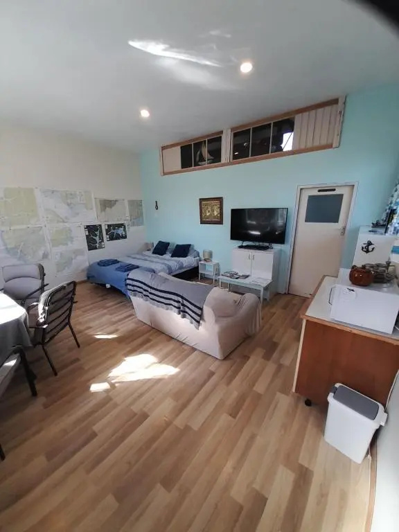The Capitain's Cabin