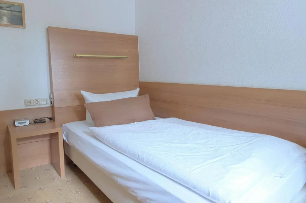 Hotel Schöne Aussicht, Stilvoll modern, direkt am Rüstersieler Hafen - Général